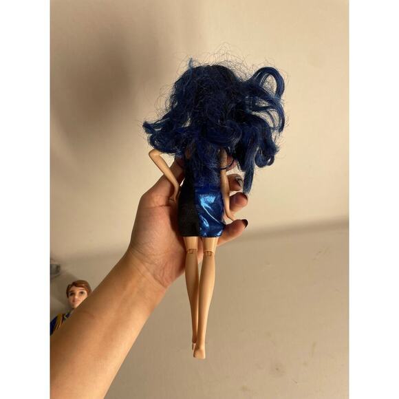 Hasbro Disney Descendants 2 Evie's 4 Hearts Customize & Design Play Doll 2016 - Picture 3 of 3